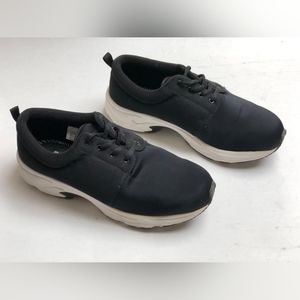 Drew Shoes “Excel” Women’s Black Lace Up Sneakers Orthotic Compatible Size 8.5M